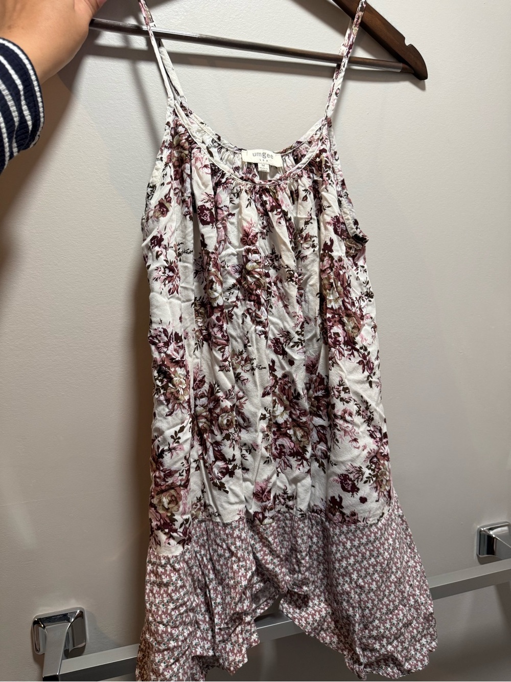 Gorgeous Beautiful Umgee Floral Cami Tank Top Pink Purple White Chic Boho Medium